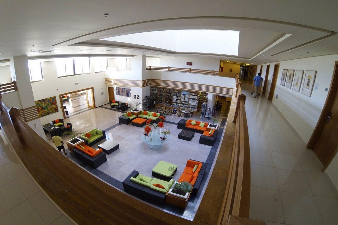 Complex Ramada Dead Sea Sweimeh